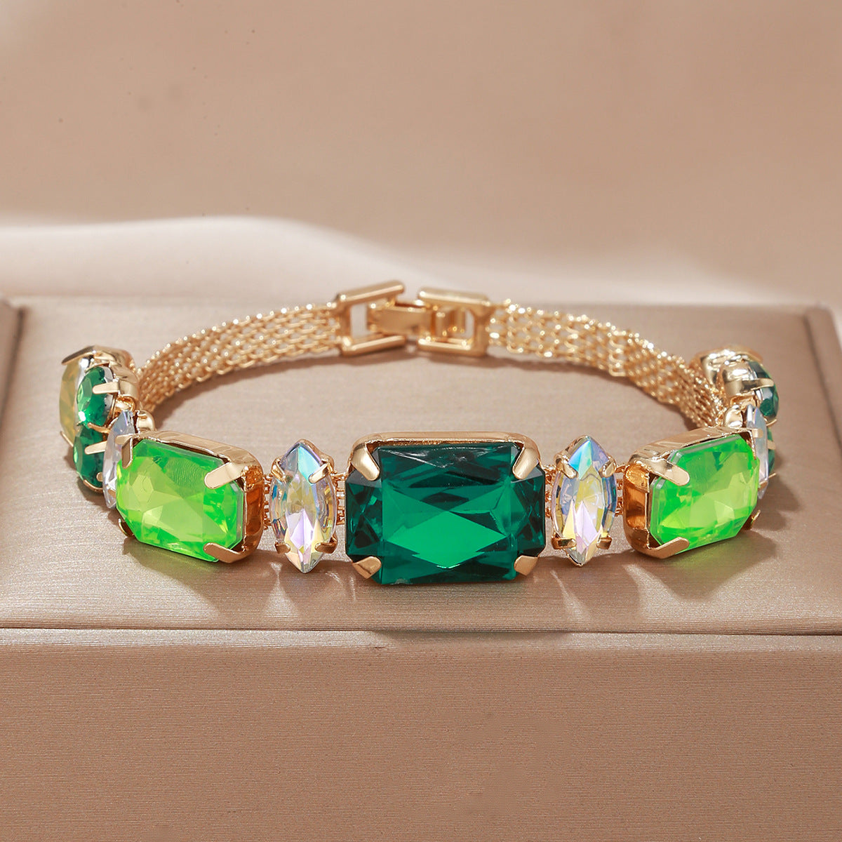 Colorful Gem Emerald High-grade Rose Ruby Bracelet