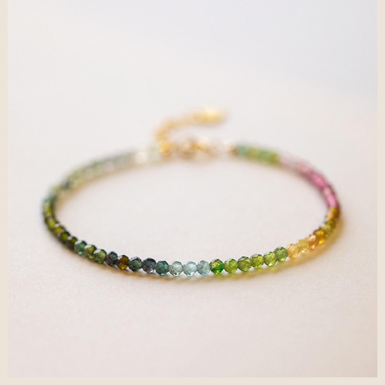 Très petite Tourmaline brésilienne pour femmes, Bracelets naturels exquis et beaux