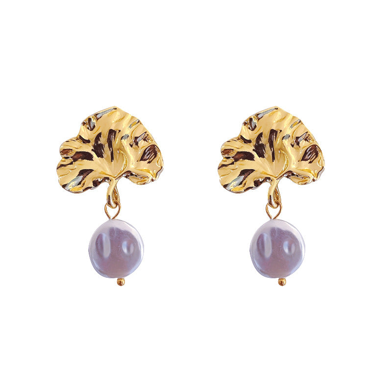 Fan-shaped Leaves Retro Female French Entry Earrings