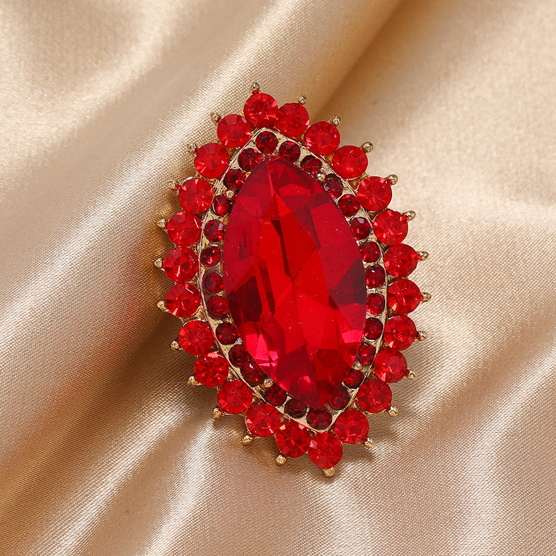 Retro Fashion Eye-catching Luxury Oval Temperament Rings