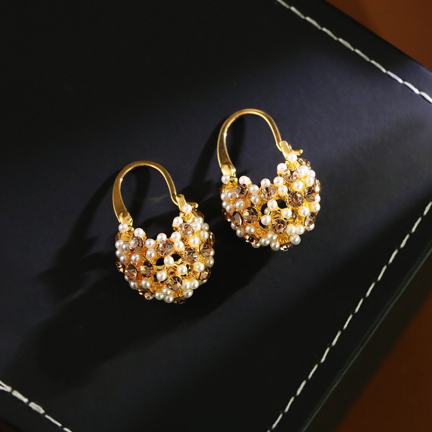 Pearl Flower Basket U-shaped Clip Exquisite Ear Buckle
