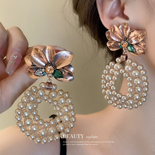 Women's Sier Needle Retro Diamonds Flower Pearl Earrings