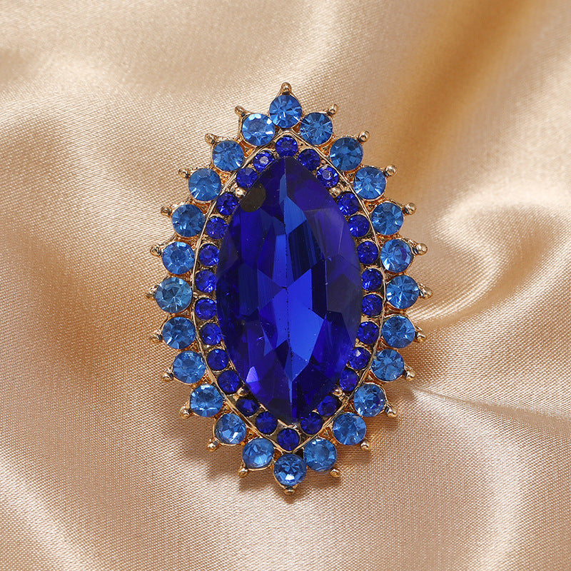 Retro Fashion Eye-catching Luxury Oval Temperament Rings