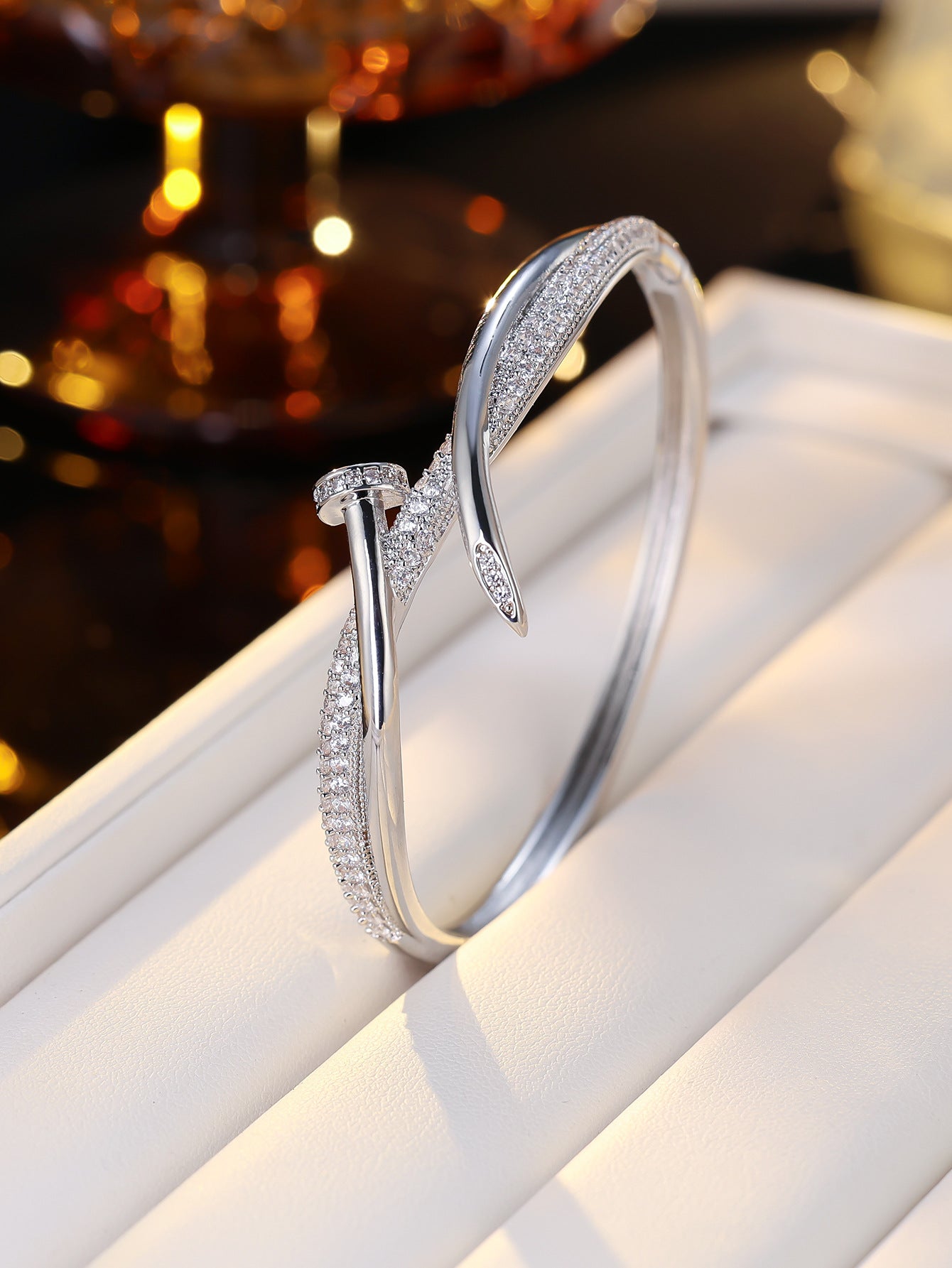 High-grade Nail Surround Shape Fashion Exquisite Bracelets