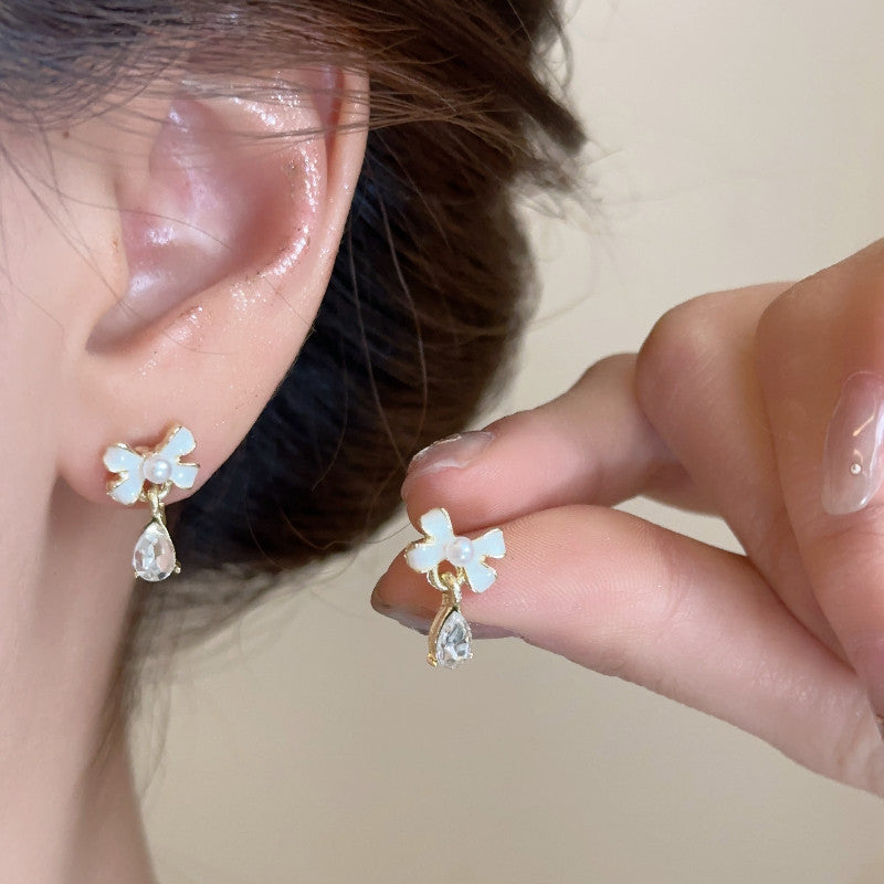 Women's Alloy Pearl Light Luxury High-grade Sense Niche Earrings