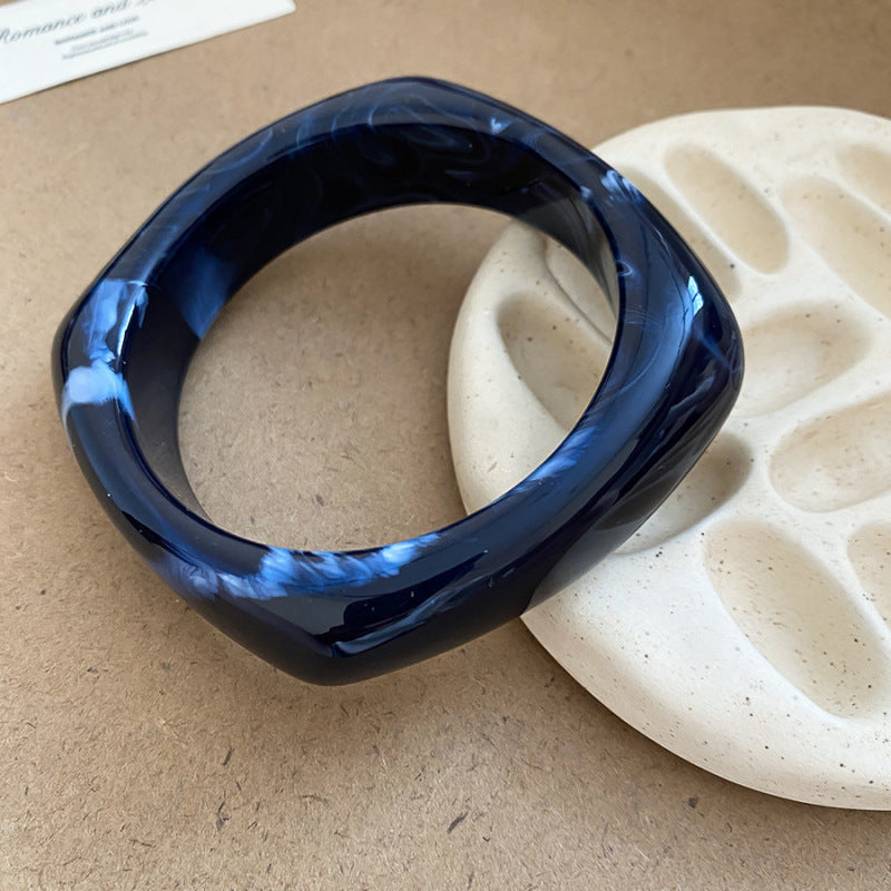 Women's Irregular Resin Minority Simple Retro Temperament Personality Fashion Design Unique Bracelets