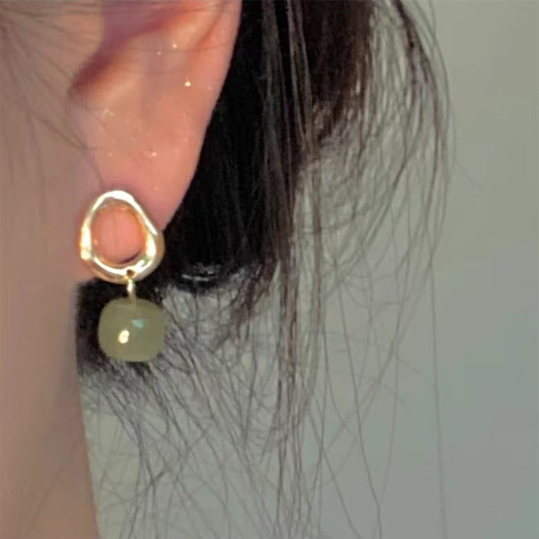 Mosquito Coil No Pierced High-grade Sense Pearl Vintage Flower Ear Clip