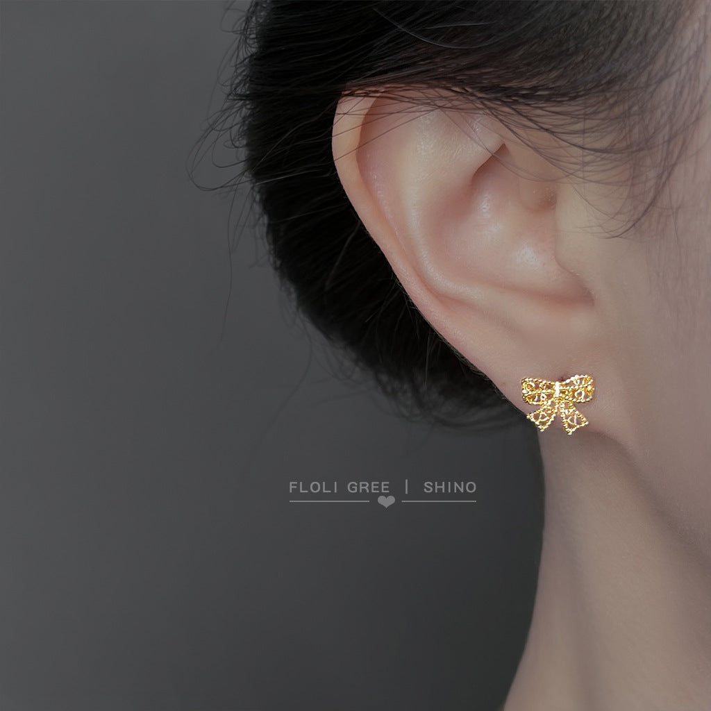 Women's Bright Eyes Shop Sier-plated Needle Gold-plated Mini Hollow Stud Earrings