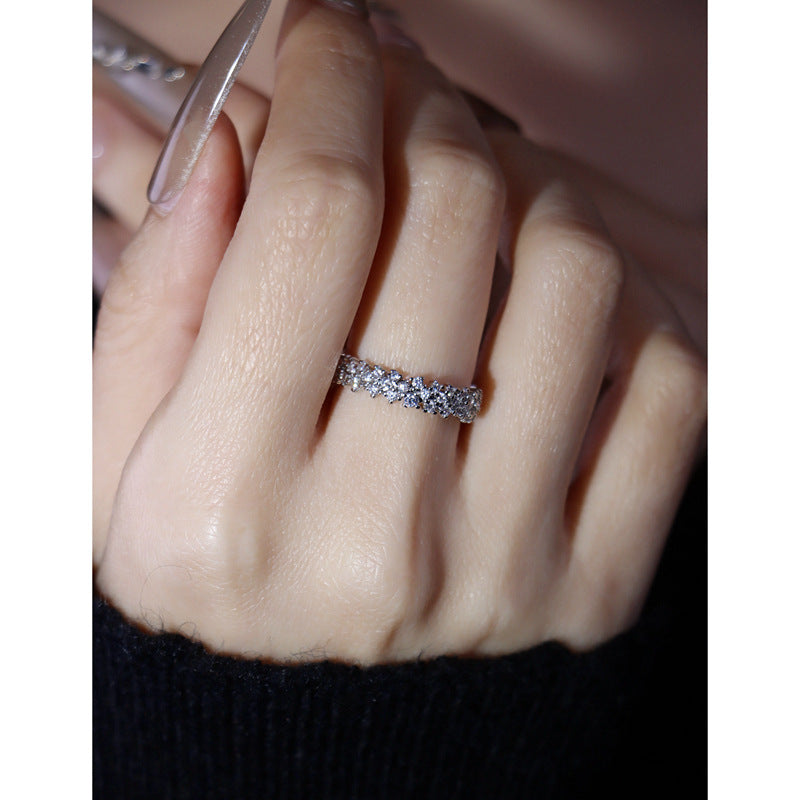 Crushed Ice Zircon Light Luxury Flowers Surrounded Open Ring