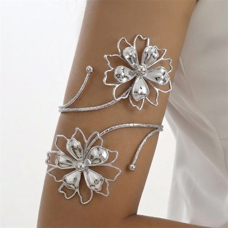 Hollow Three-dimensional Flower Niche Glaze Flowers Bracelet