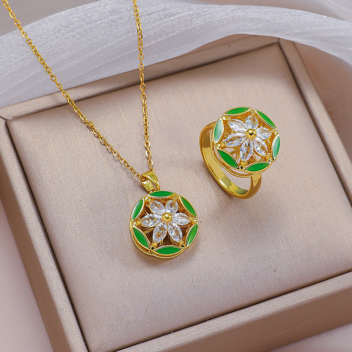 Snowflake Zircon Flower Niche Design Elegant Outfit Necklace