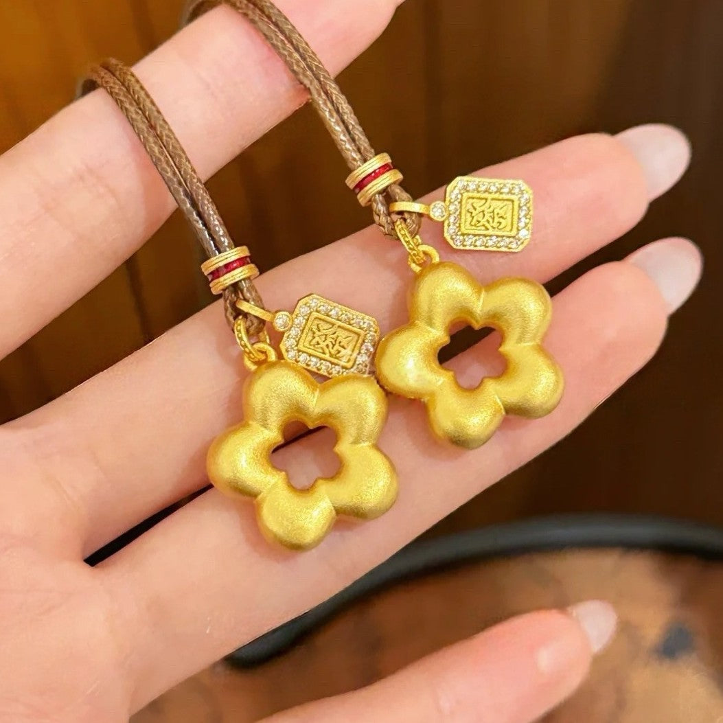 Women's Rich Small Flower Lucky Long Sweater Chain Pendants