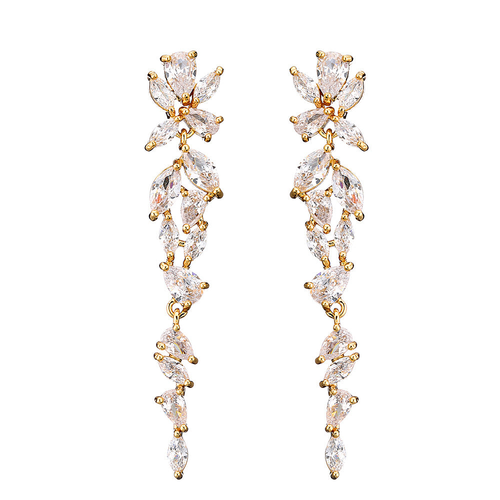 Women's Copper Studded With Zircon Luxurious Style Earrings