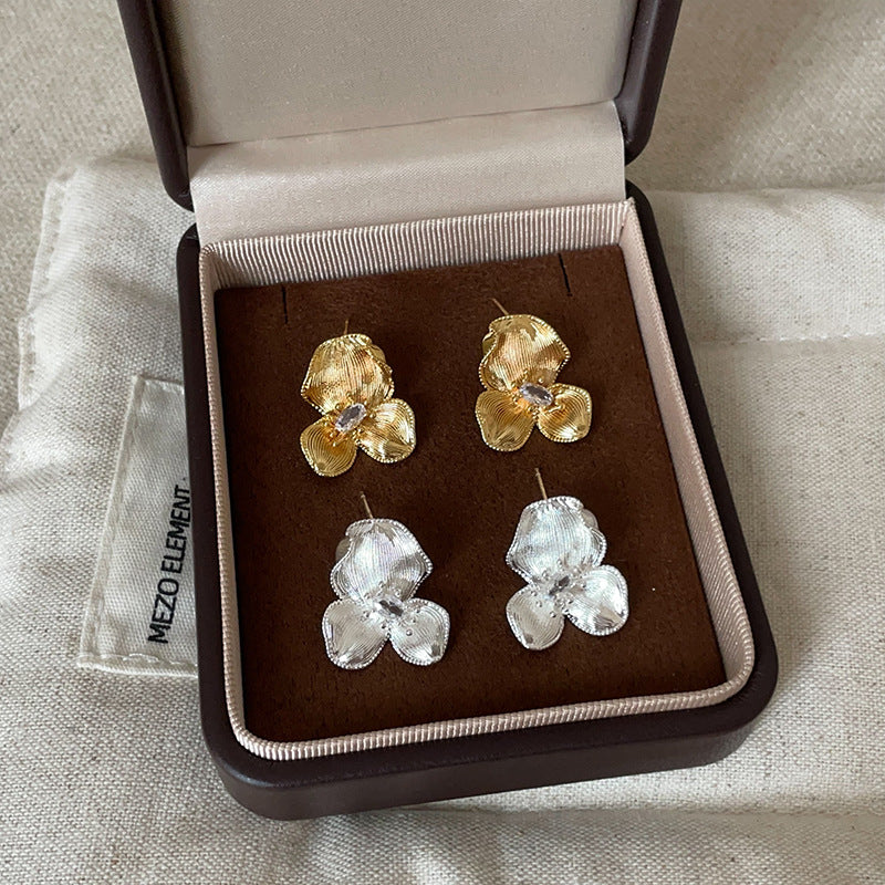 Women's High-grade Micro Inlaid Zircon Brushed Flower Metal Simple Temperament Earrings