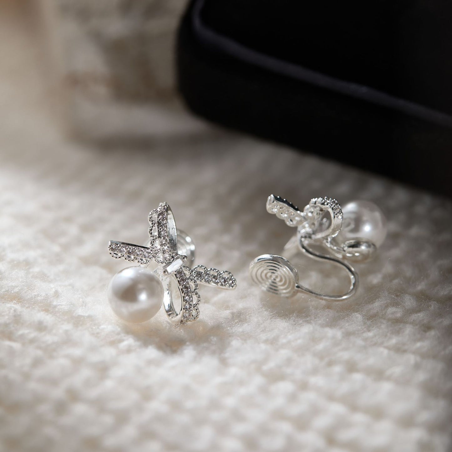 Women's Style Lace Bow Pearl For Light Luxury Minority High-grade Earrings