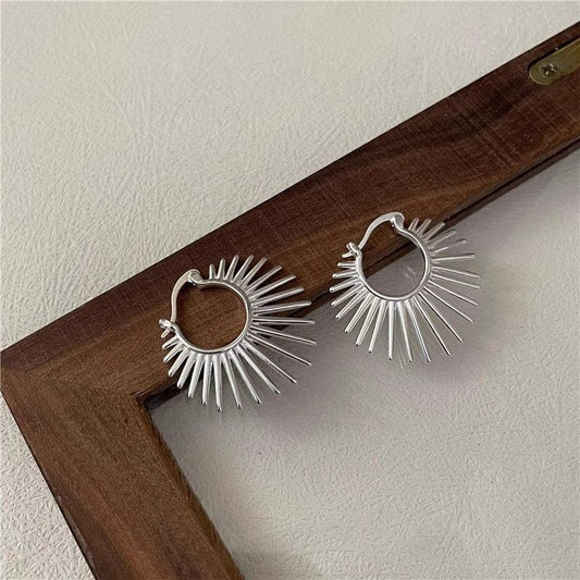Women's Geometric Scallop Exaggerated Sunflower Line Trendy Earrings