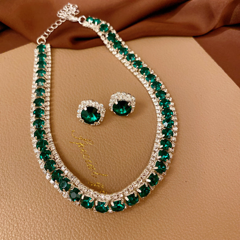 Light Luxury High-grade Zircon Niche Retro Clavicle Jewelry Set