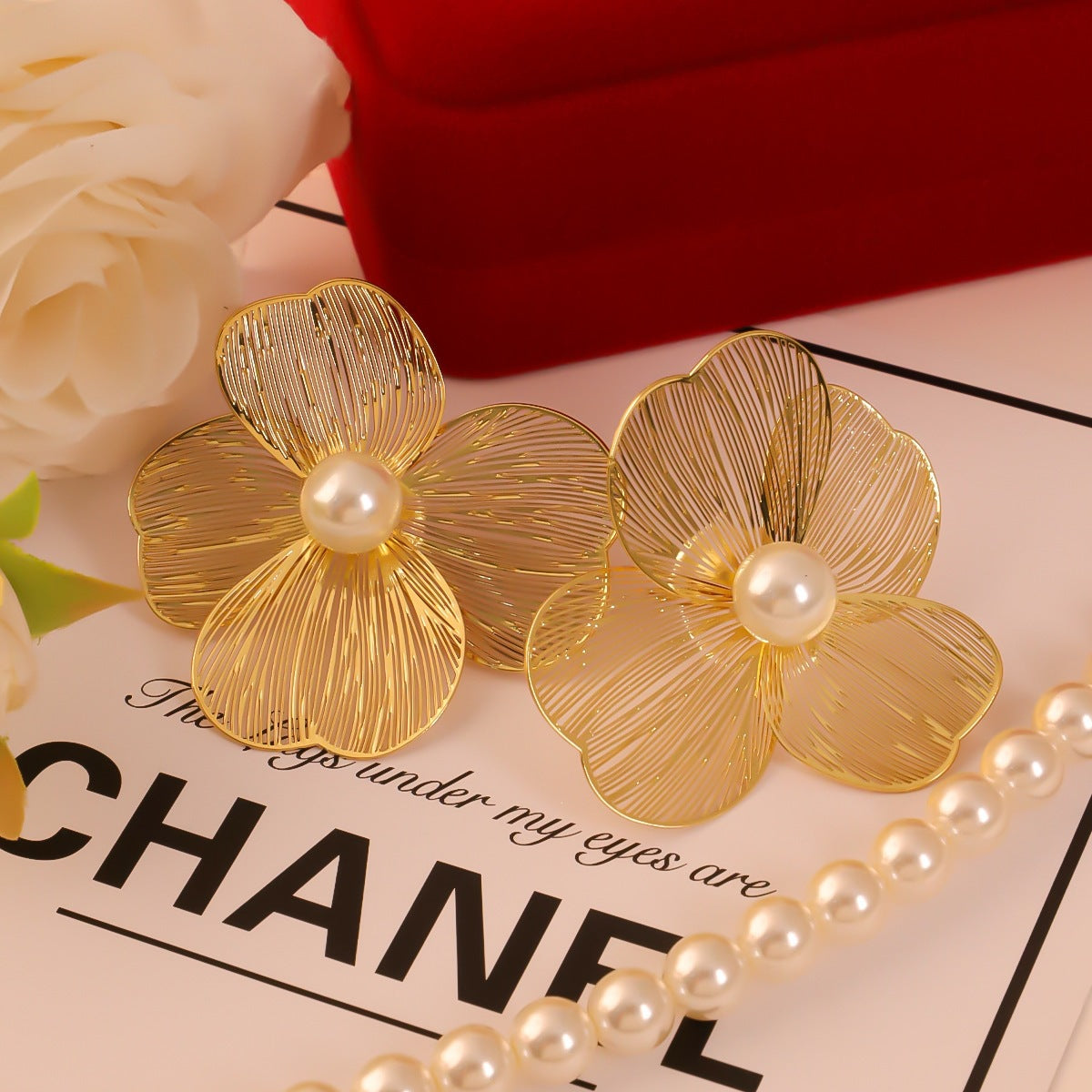 Flower Elegant Niche Temperament Versatile Advanced Stud Earrings