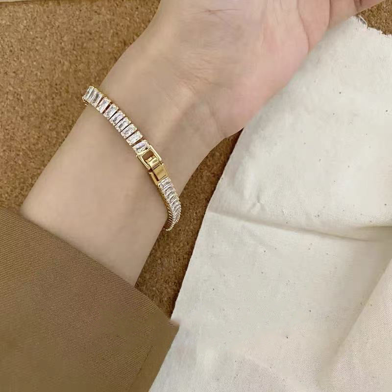 Women's Light Luxury High-grade Sterling Sier Flashing Zircon Bracelets