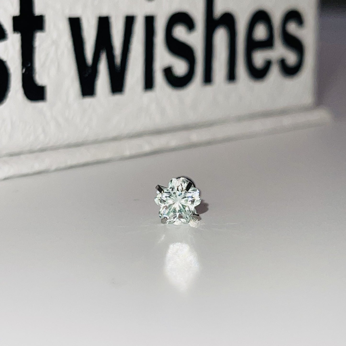 Cutting Flash Zircon Ear Bone Outer Spiral Titanium Steel Diamond Rings