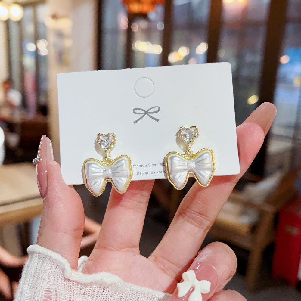 Women's Sweet Bow Light Luxury Pearl High Earrings