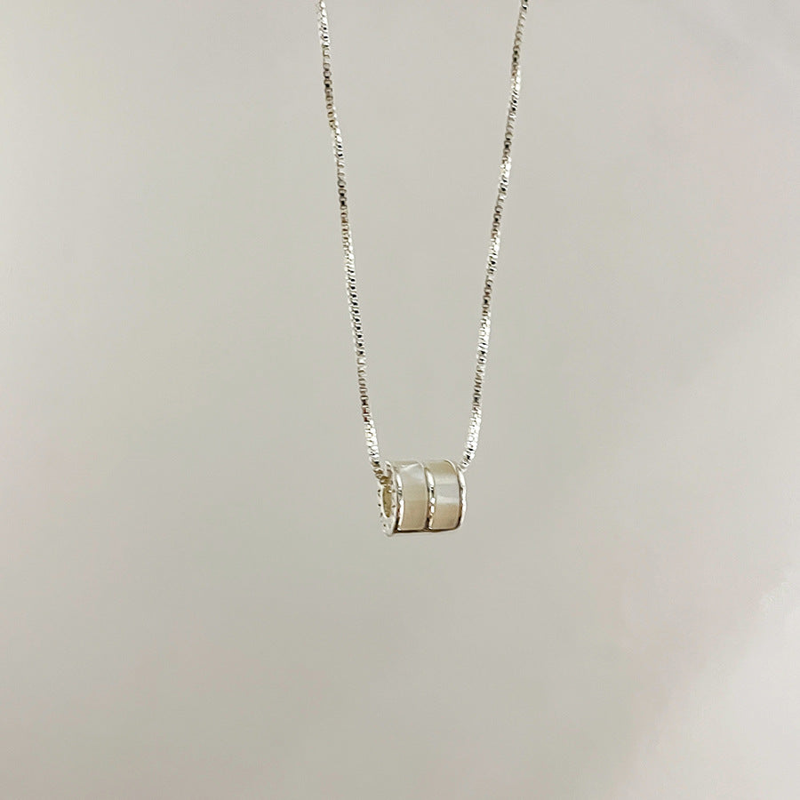 Women's Rain Small Waist Imitation Fritillary Affordable Luxury Fashion Niche Design Necklaces