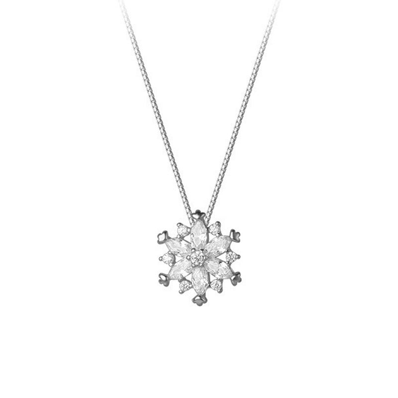 Simple Light Luxury Temperament Rhinestone Sweet Snowflake Necklaces