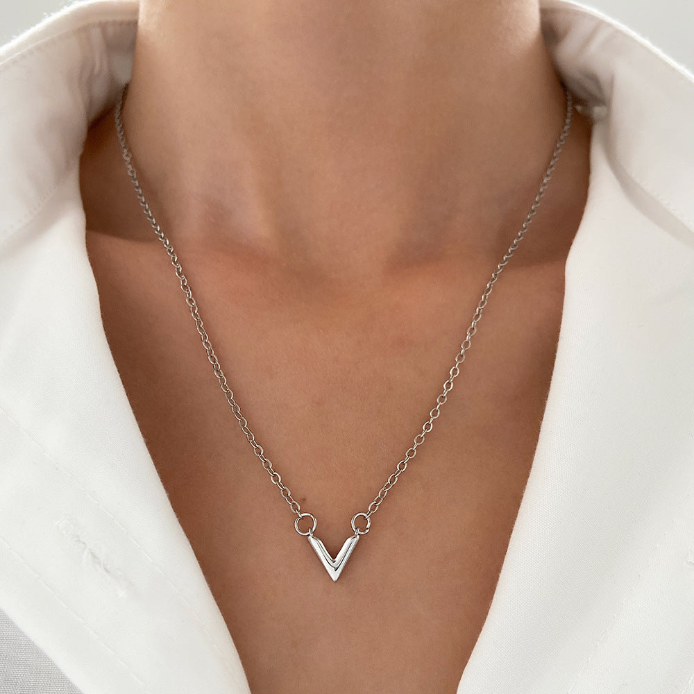 Pendentif féminin en forme de V, colliers élégants à la mode rétro