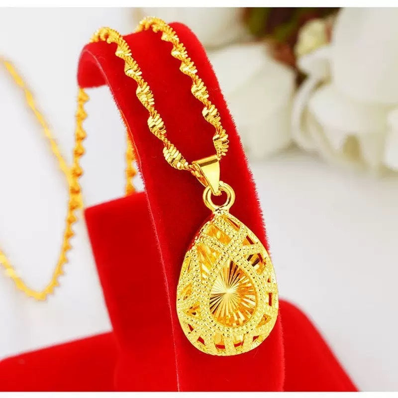 Women's Hollow Drops Elegant Imitation Gold Clavicle Chain Necklace