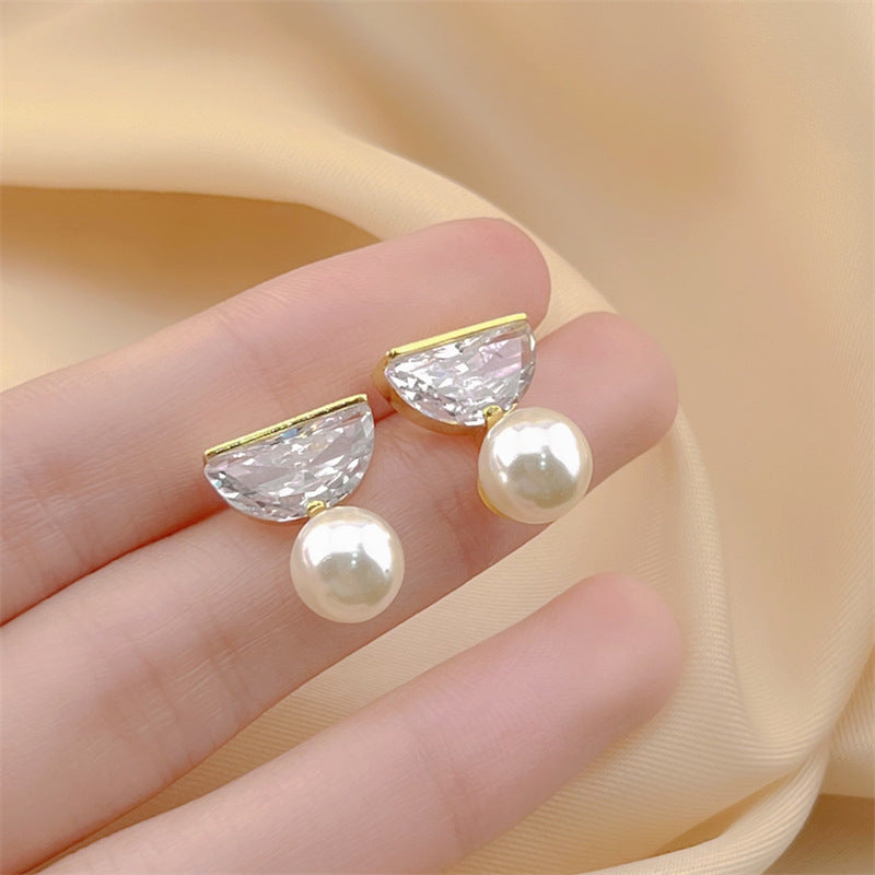 Elegant Bowknot Pearl Exquisite Design Personalized Earrings