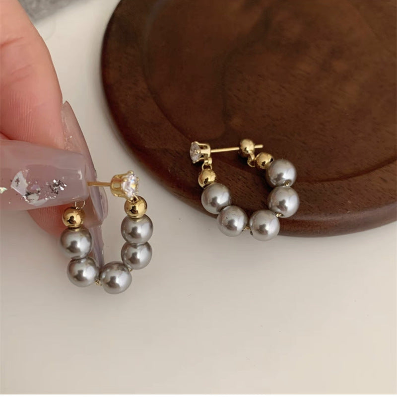 Women's Design Gray Pearl High-grade Light Luxury Skewers Ear Earrings