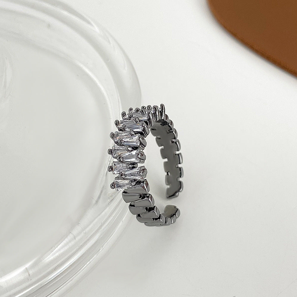Geometric Female Creative Niche Inlaid High Rings