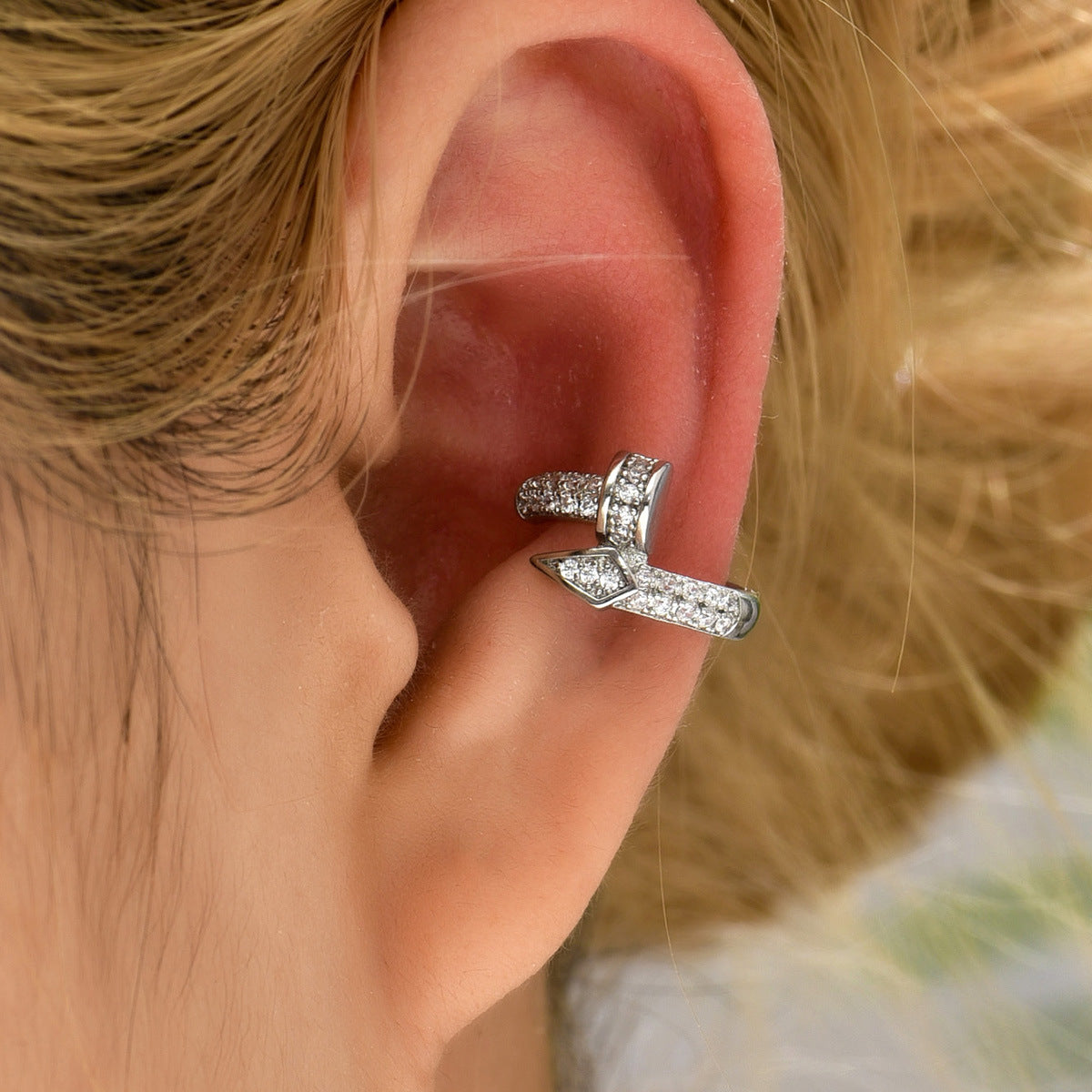 Retro Micro Inlaid Zirconium Nail Ear Bone Clip Advanced Earrings