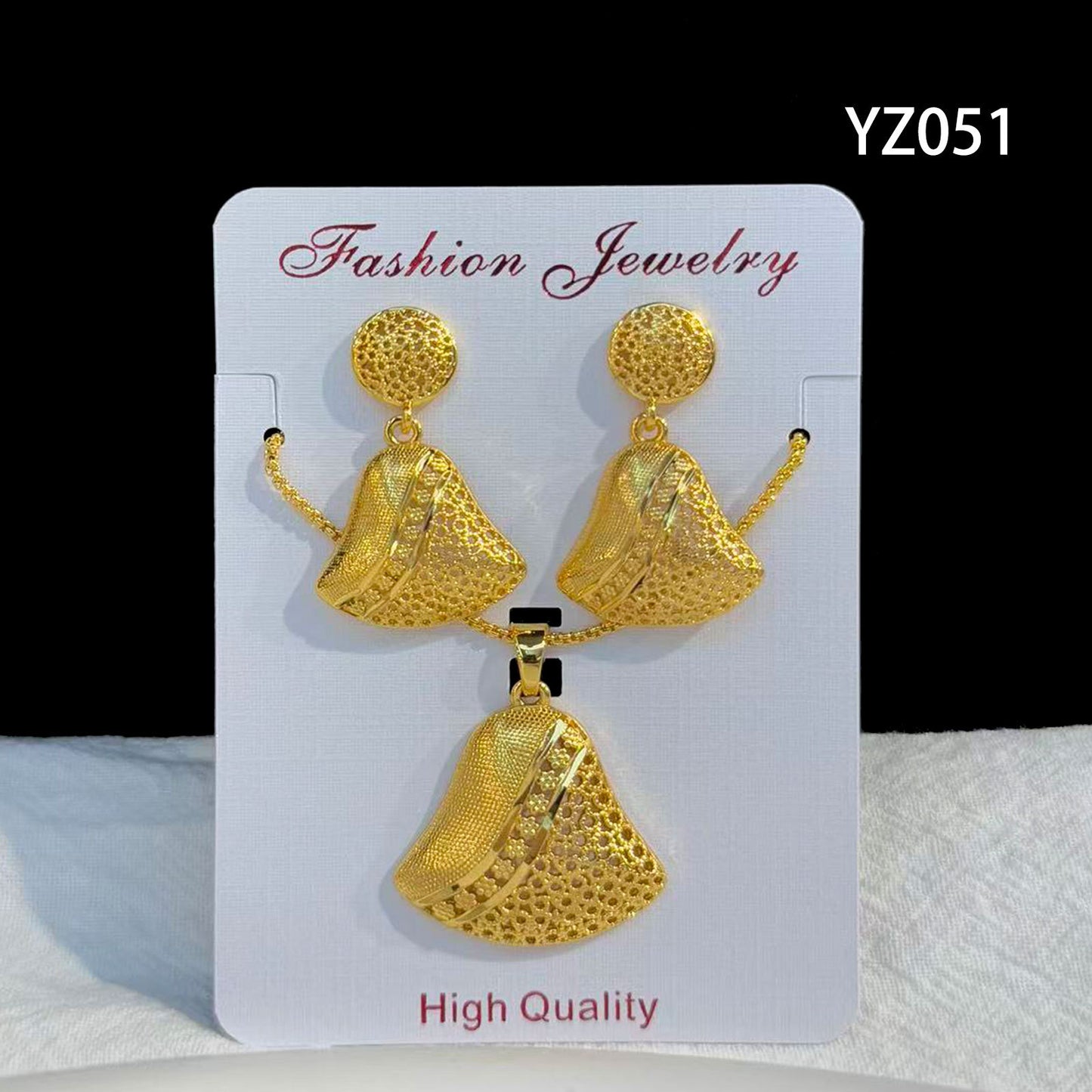 Love Heart Flowers Ear Medium Suit Pendants